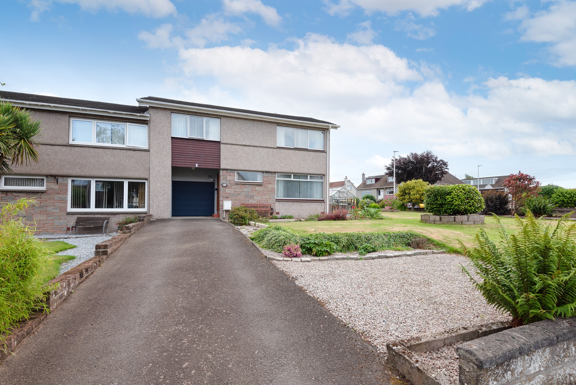 https://staging.tspc.co.uk/property/3-Bed-End-Terrace-Villa-For-Sale-1-Dunearn-Street-Broughty-Ferry-DD5-3NP/